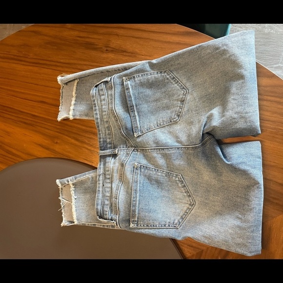 G by Guess Distressed Light Blue Jeans size 24 - Picture 8 of 9
